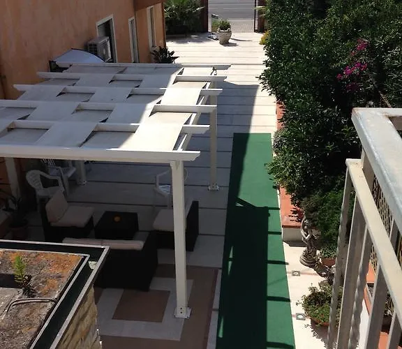 호텔 La Rosetta 2*