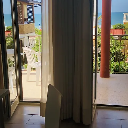 Hotel La Rosetta 2*